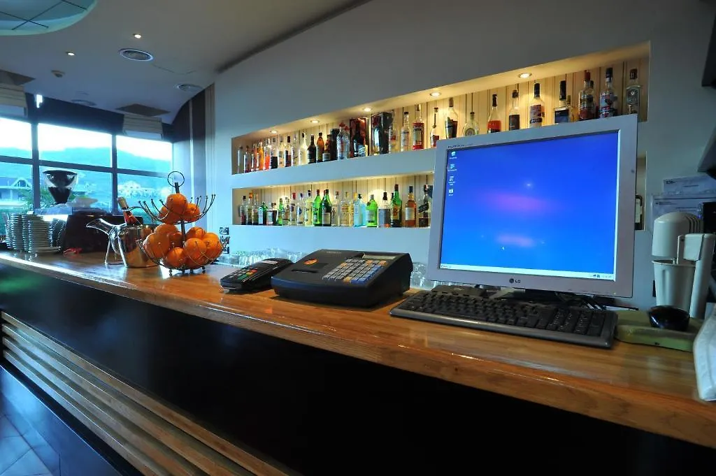 Hotel Class Vorë 4*,