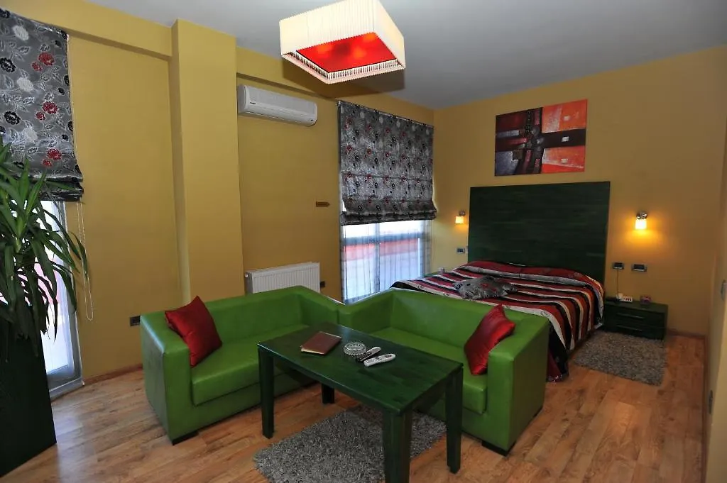 Hotel Class Vorë Albânia