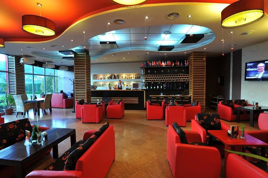 Hotel Class Vorë 4*,