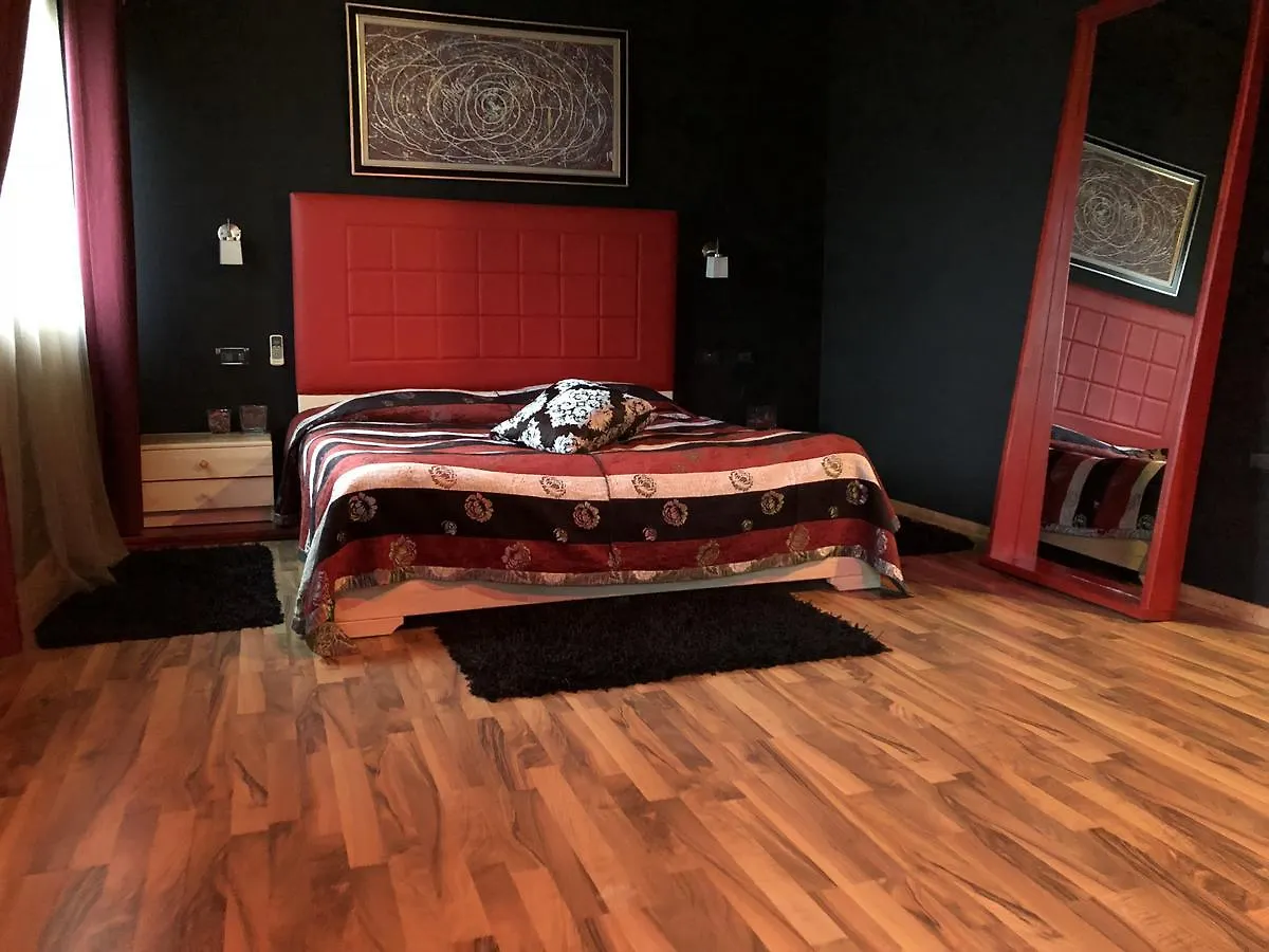 Hotel Class Vorë