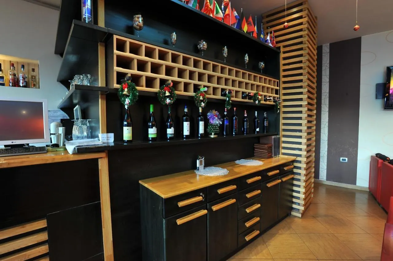 Hotel Class Vorë
